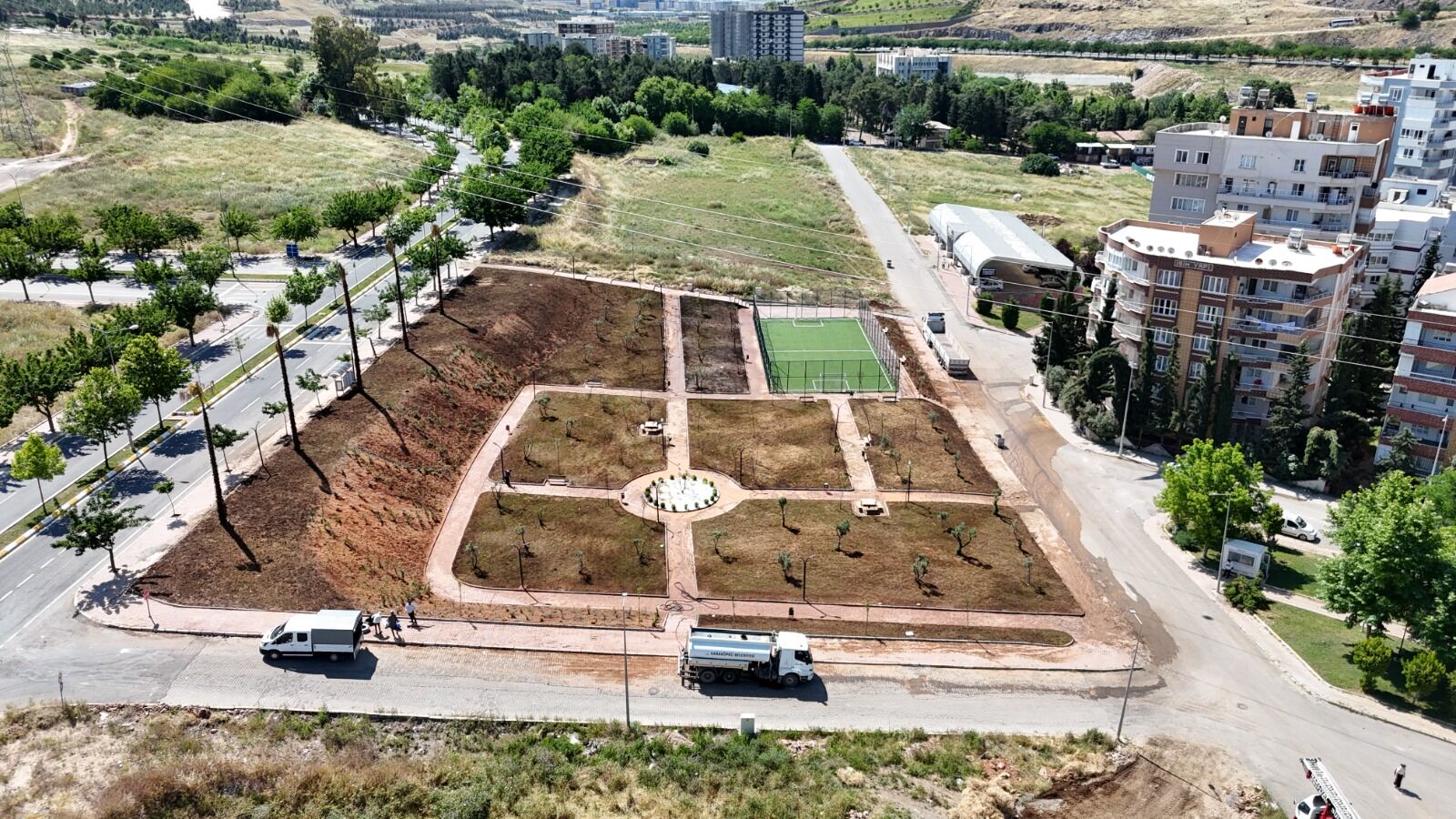 Karaköprü’ye İki̇ Yeni̇ Yaşam Alani Kazandiriliyor