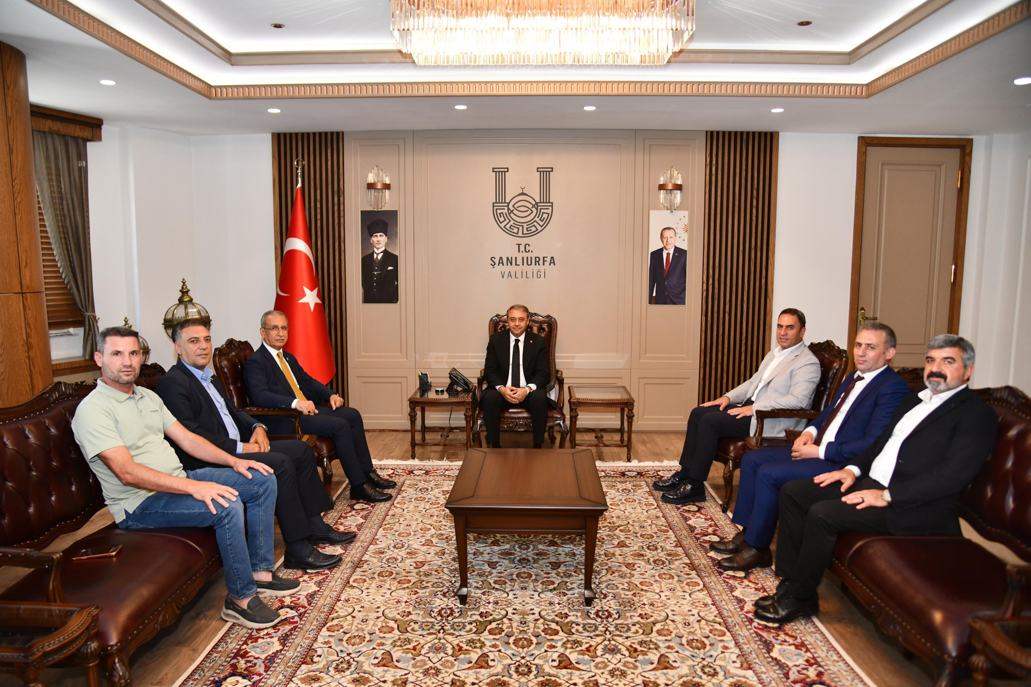 Milletvekili Abdurrahim Dusak'tan Vali Hasan Şıldak'a Ziyaret 2-1