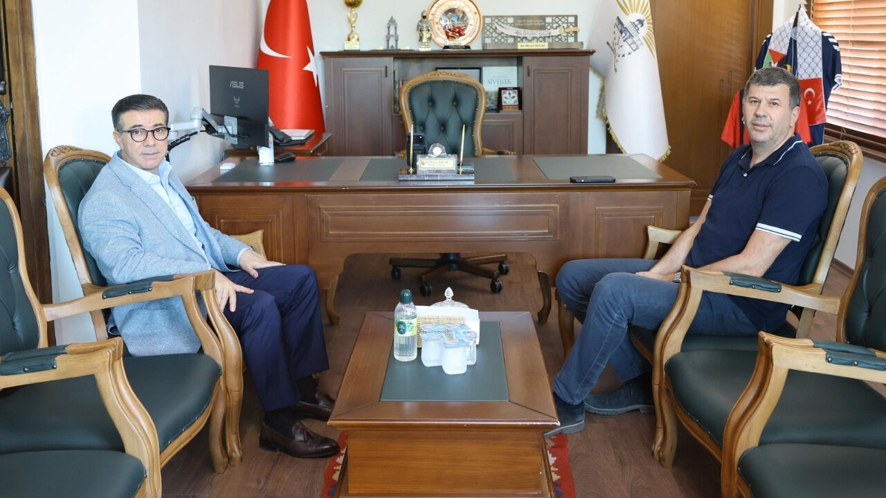 Önceki Dönem Kadıköy Belediye Başkanı Şerdil Dara Odabaşı, Siverek Belediye Başkanı Ali Murat Bucak’ı Ziyaret Etti (3)