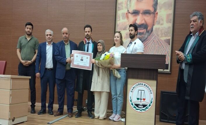 Şanlıurfa’da Stajını Tamamlayan 3 Avukat Yemin Ederek Cübbe Giydi (1)