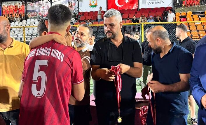Sevgi Sürücü Kursu Şampiyonluk Kupasına Kavuştu (3)