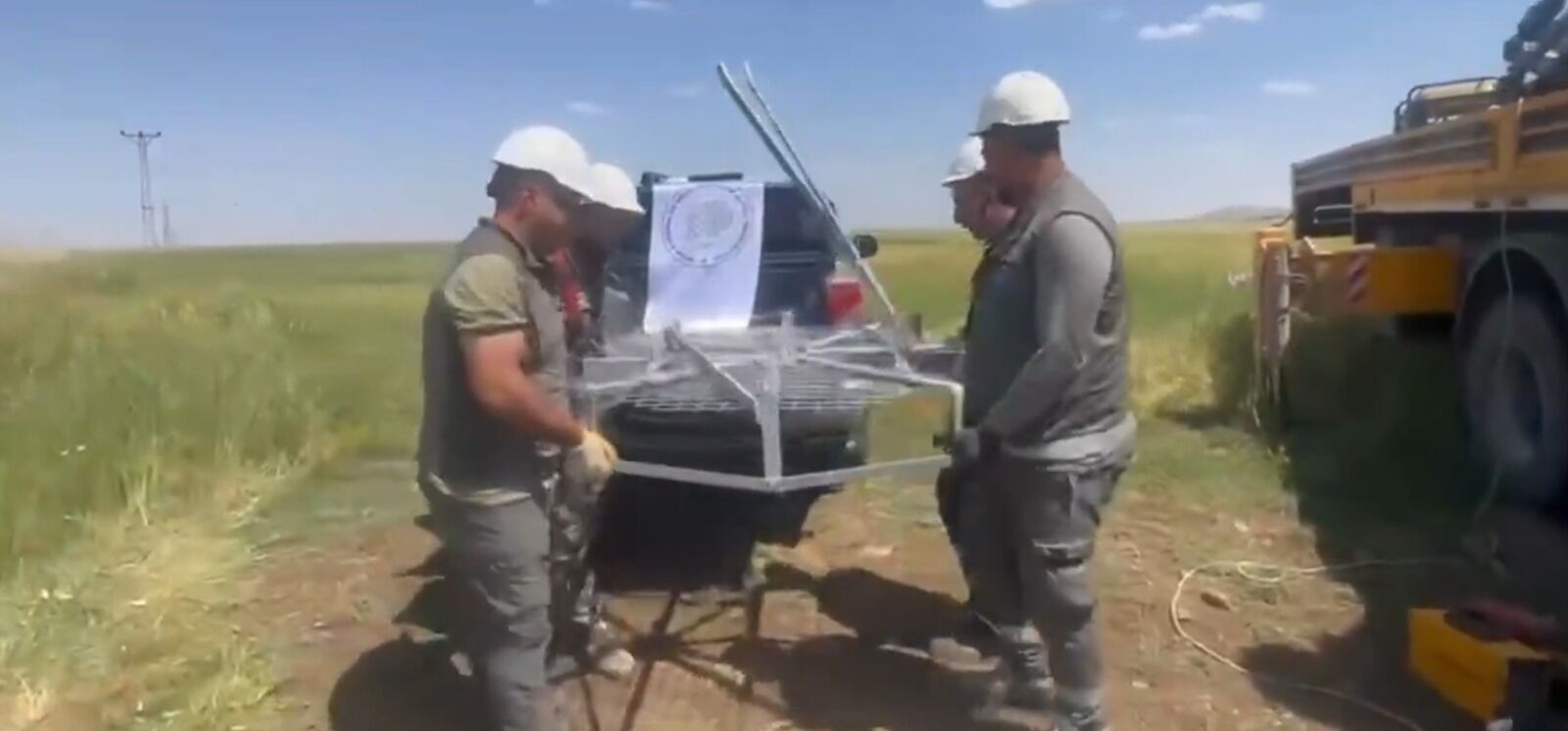 Şırnak’ta Leylekler İçin Güvenli Yuva Platformları Kuruldu3