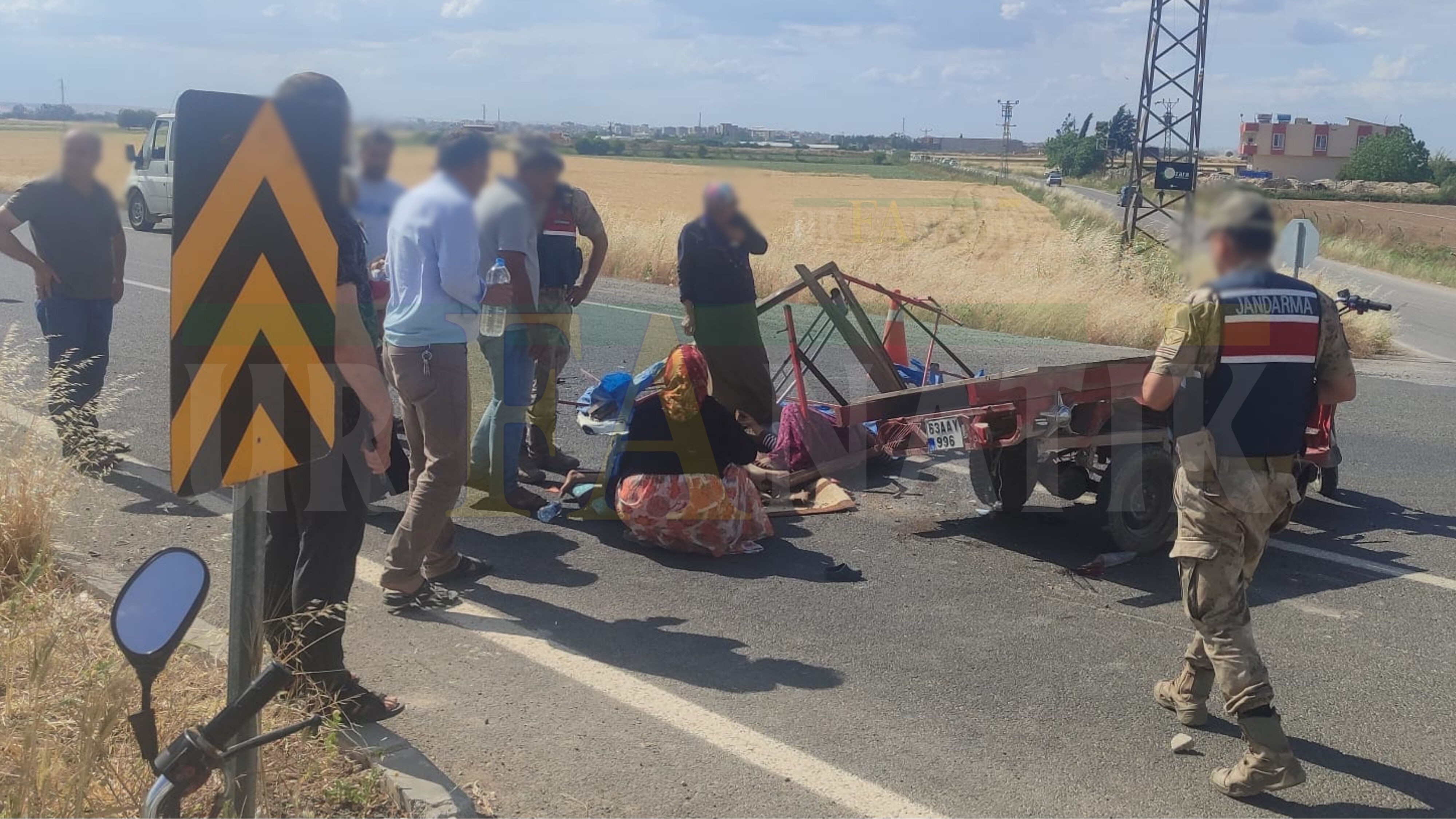 Suruç’ta Kamyon İle Elektrikli Motosiklet Çarpıştı