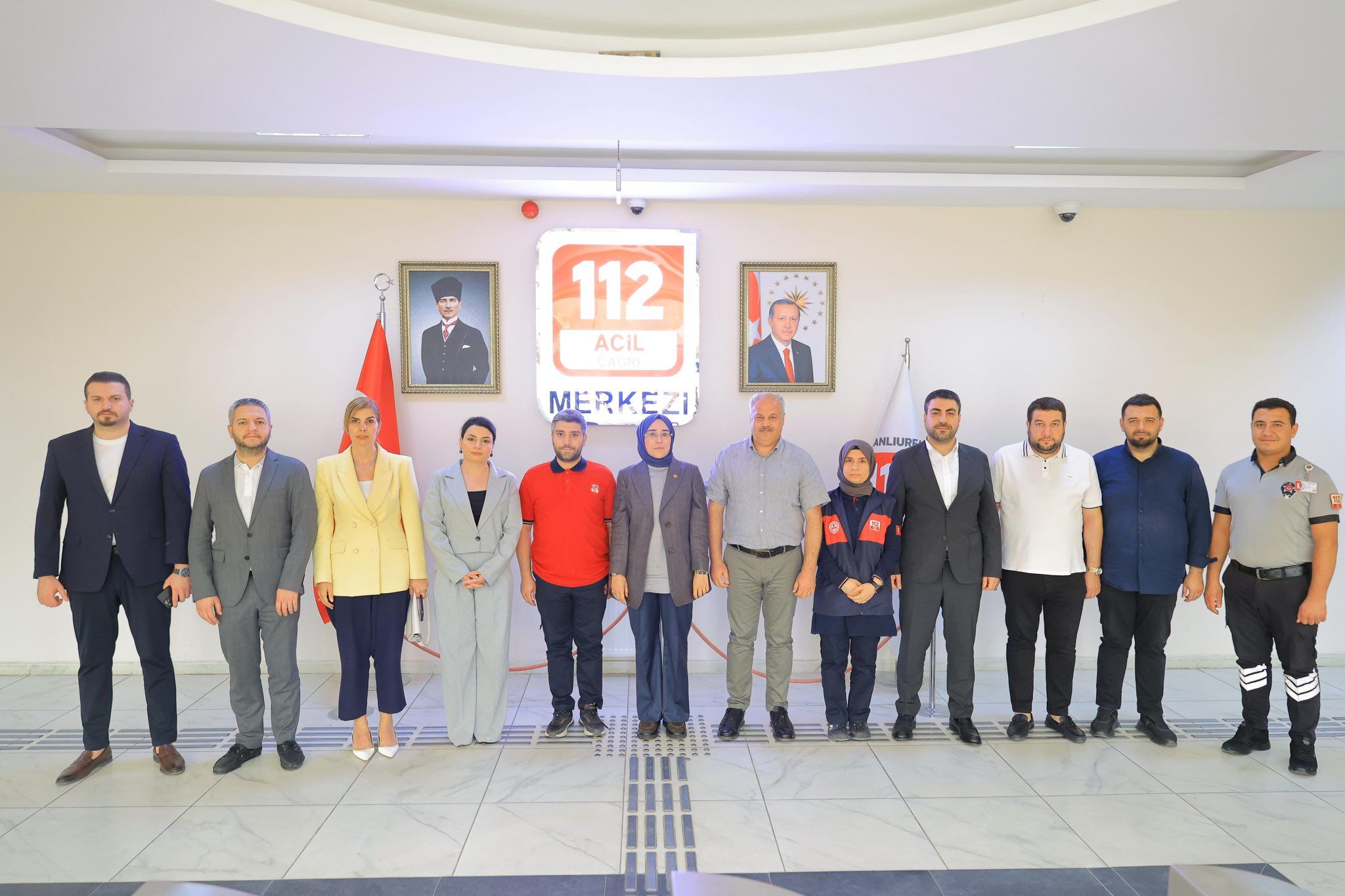3 Çocuğuna Hem Annelik Hem Babalık Yapıyor (3)