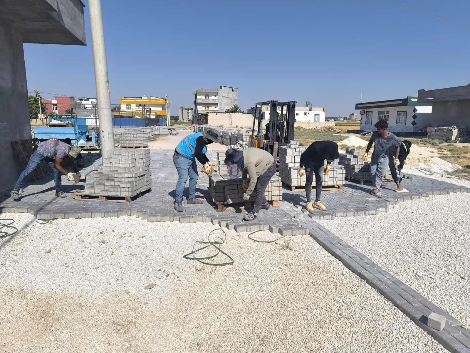 Akçakale Belediyesi Parke Taşı Çalışmalarını Sürdürüyor (3)