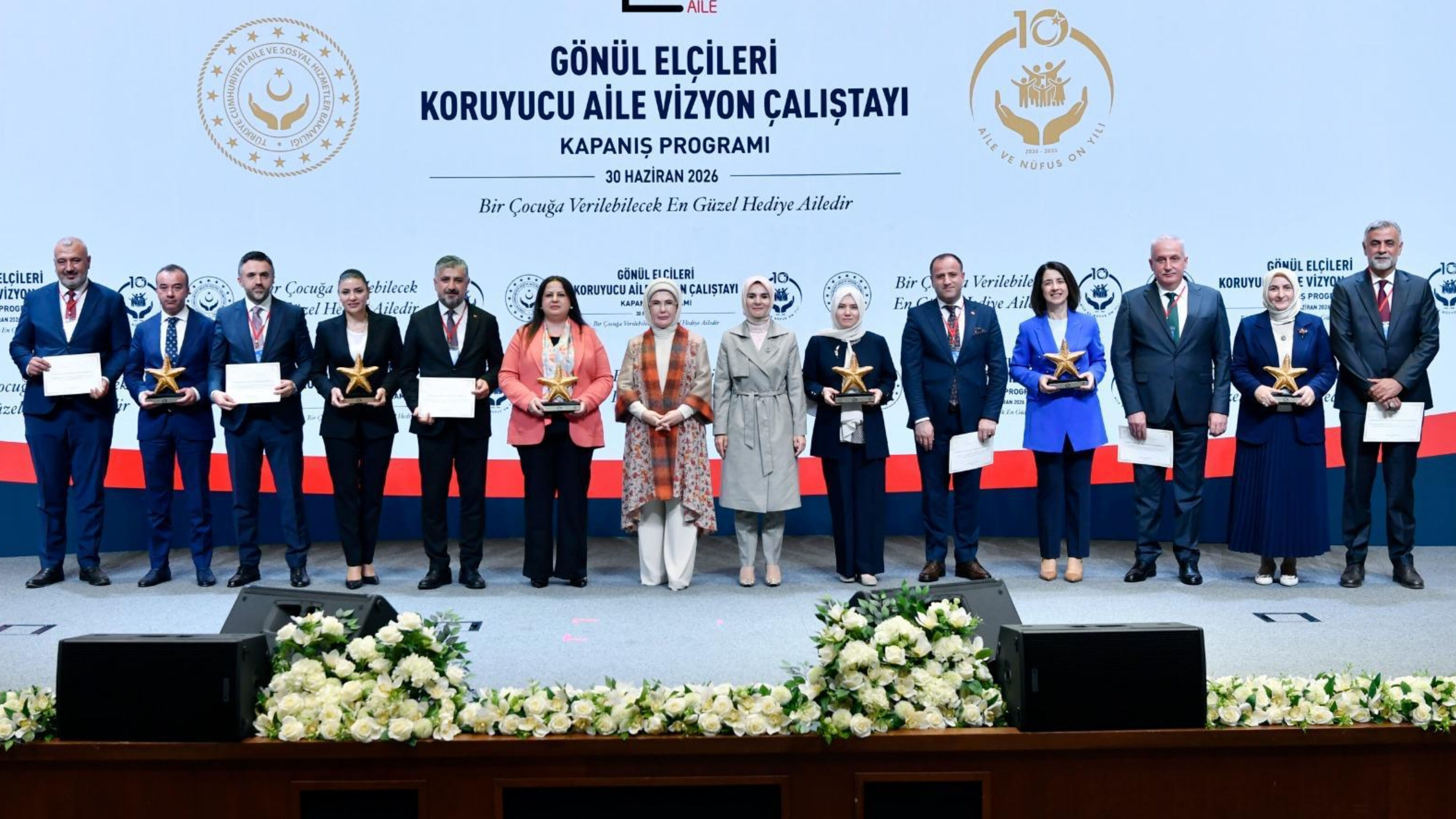 Emine Erdoğan’dan Birinci Olan Şanlıurfa’ya Ödül Verildi (3)