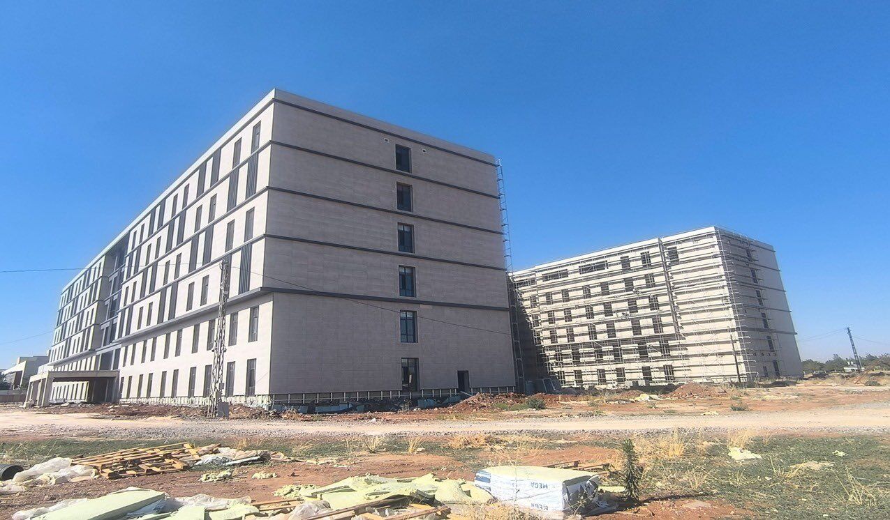 Viranşehir Kadın Doğum ve Çocuk Hastanesi’nde Çalışmalar Sürüyor-1
