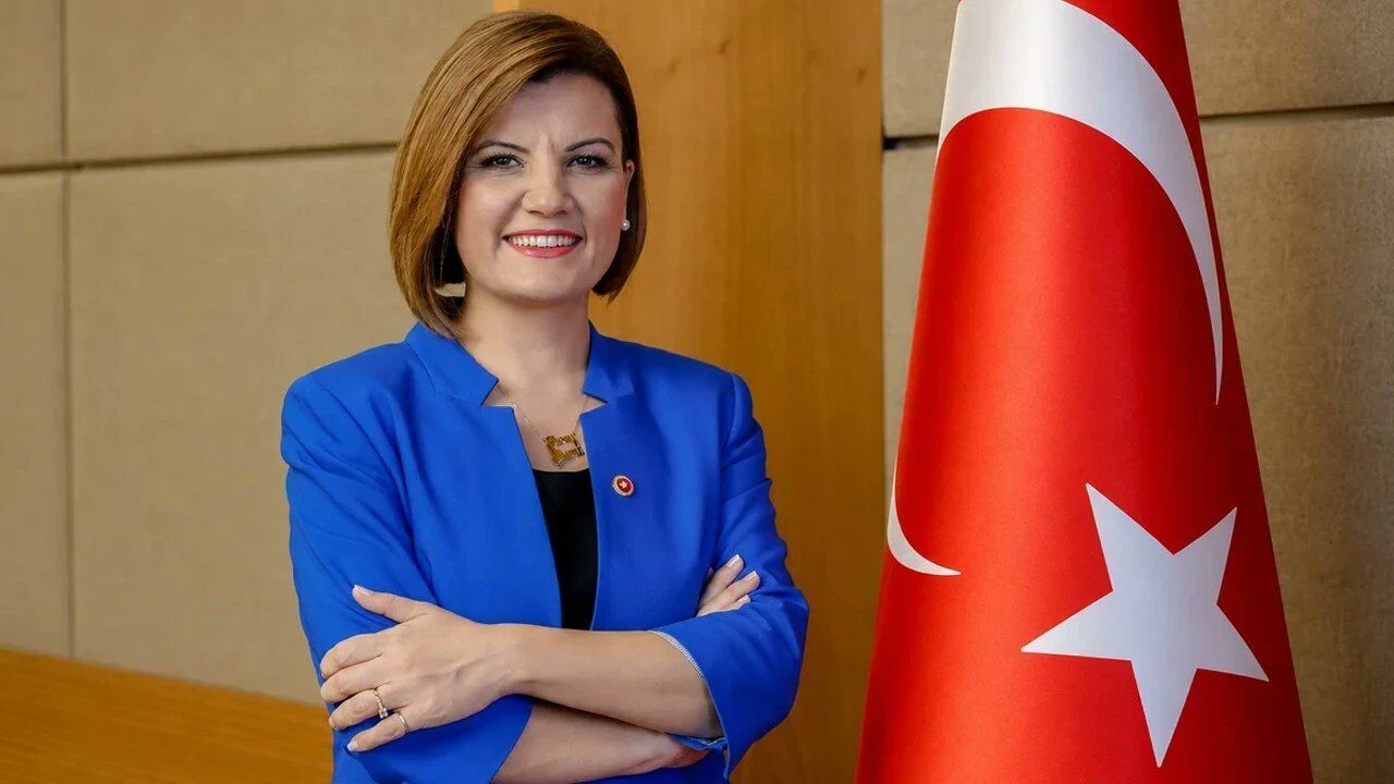 İzmit Belediye Başkanı Fatma Kaplan Hürriyet-2