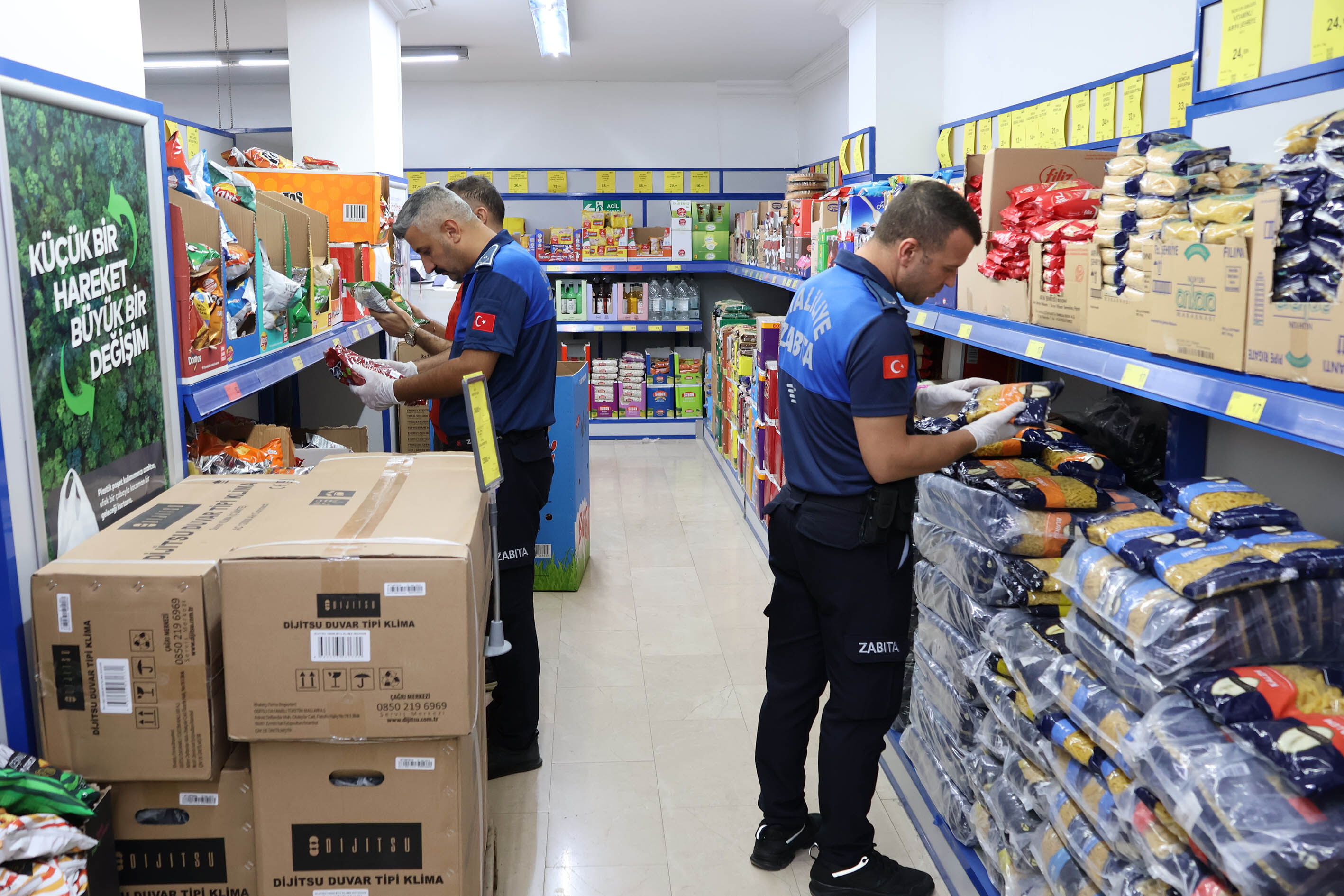 Hali̇li̇ye Zabitasindan Marketlere Siki Deneti̇m (3)