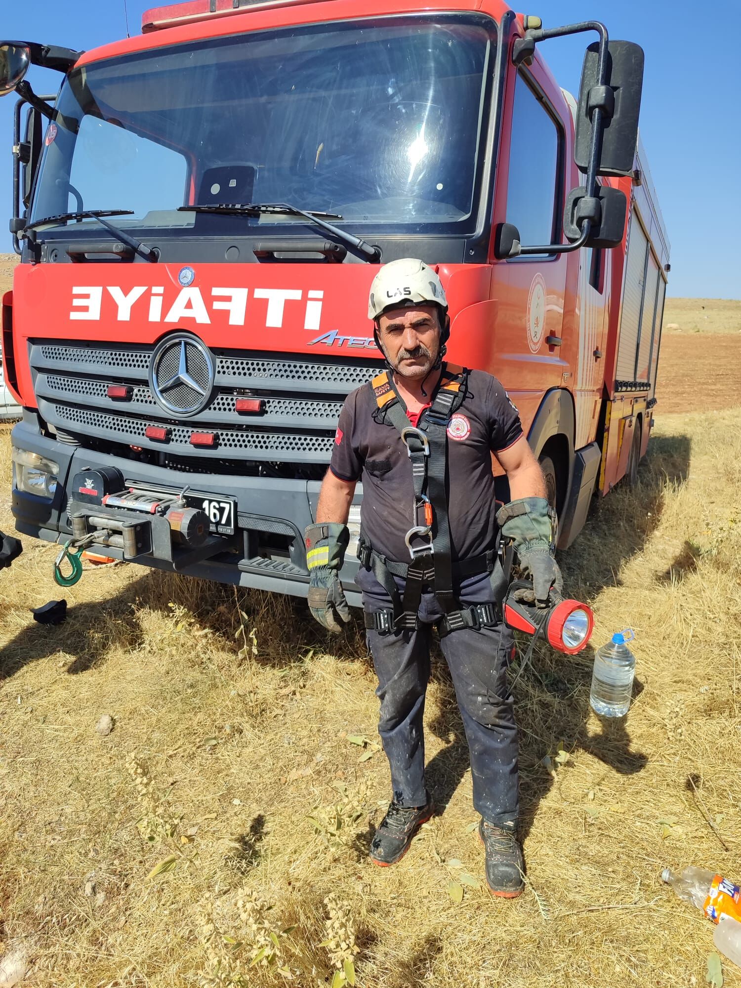 Hilvan’da 15 Metrelik Kuyuya Düşen Koyun Kurtarıldı