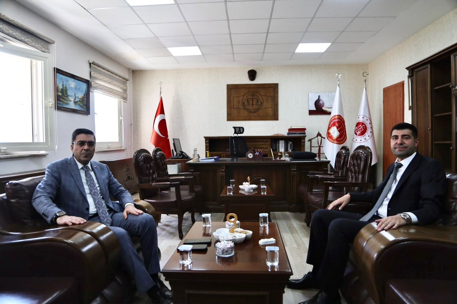 Hsk Kararnamesiyle Atanan Başsavcı Murat Çalış Şanlıurfa'da Görevine Başladı (2)