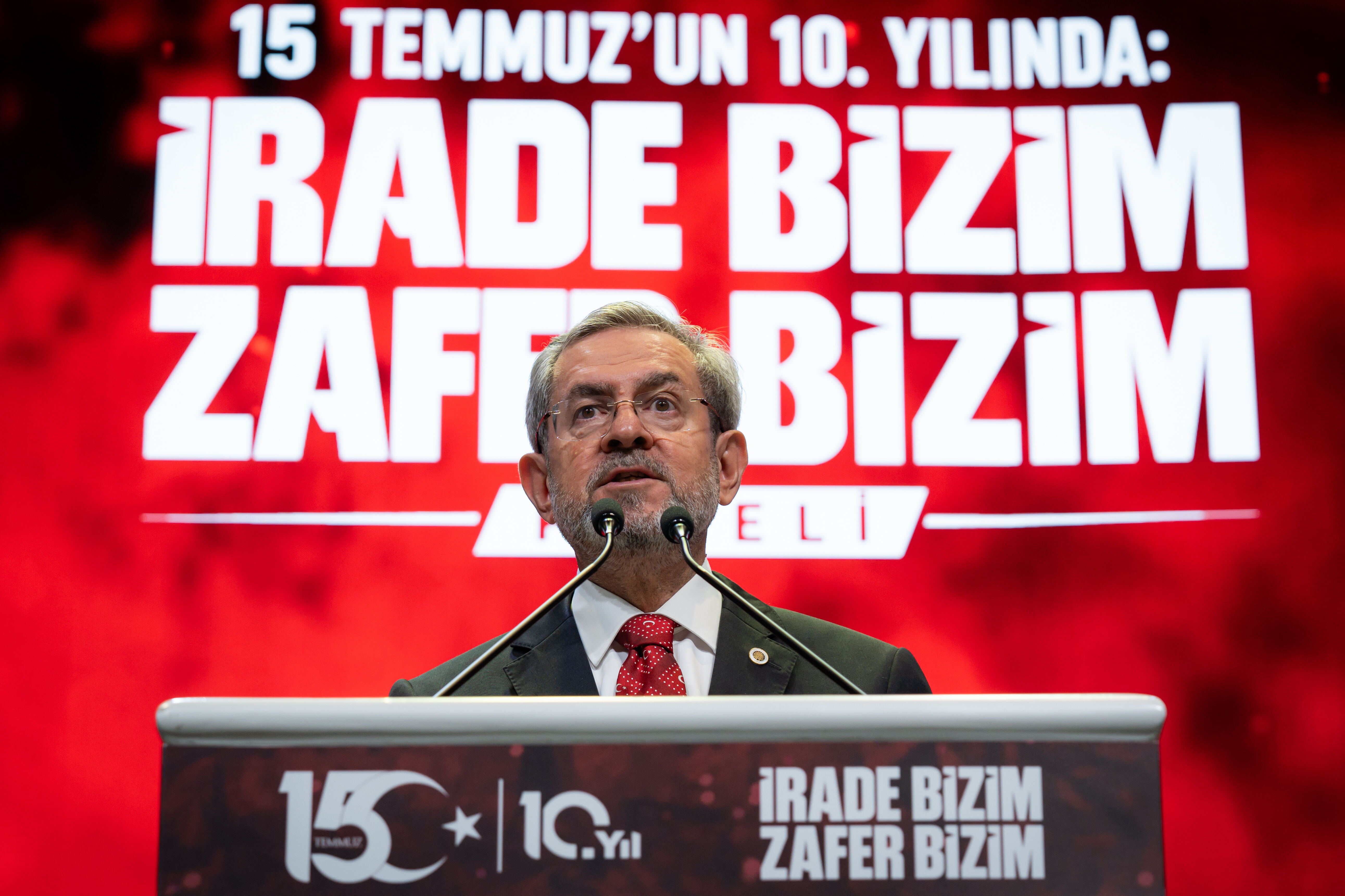 “İrade Bizim, Zafer Bizim” Sloganıyla 15 Temmuz Paneli Düzenlendi (7)