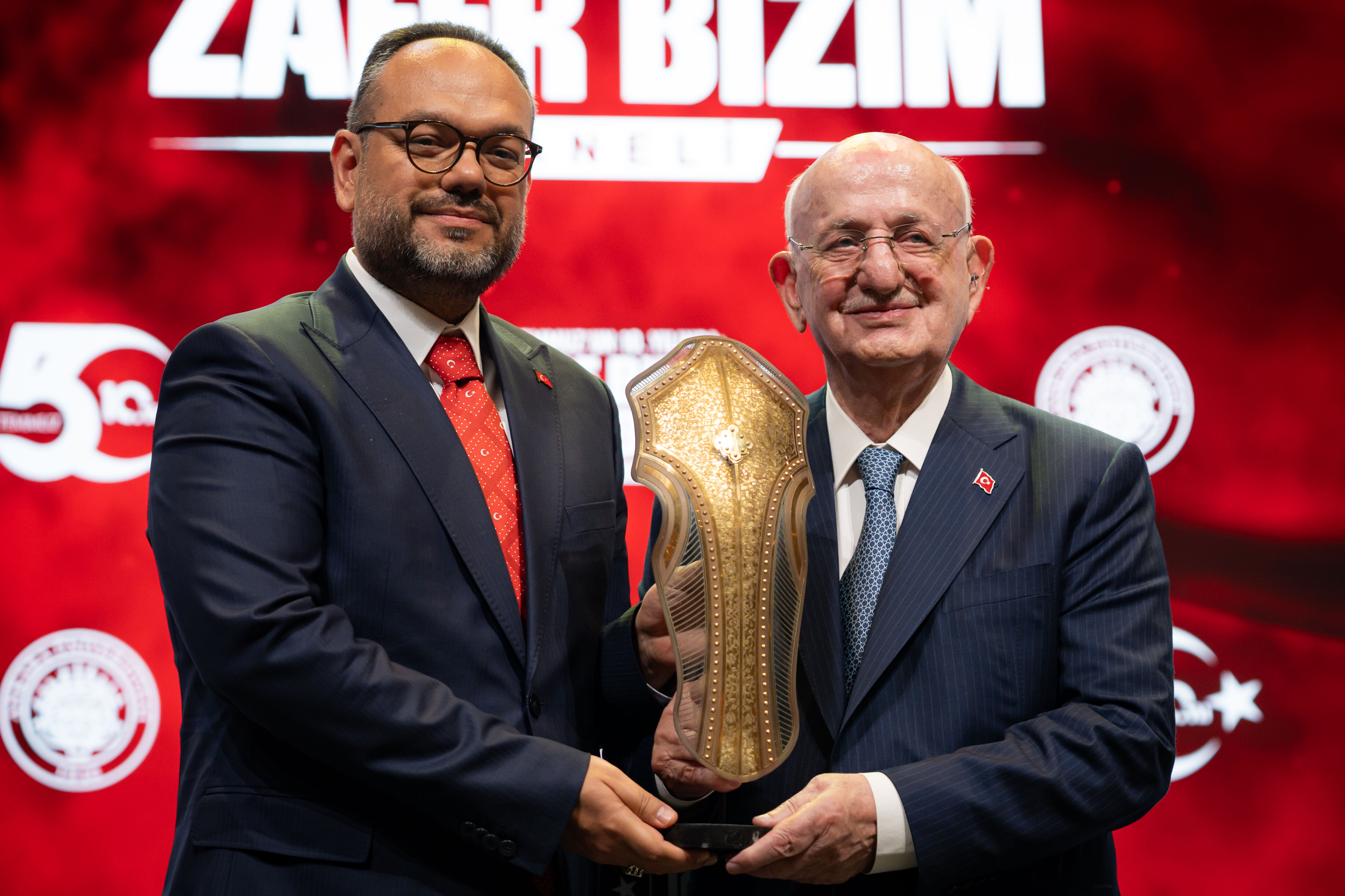 “İrade Bizim, Zafer Bizim” Sloganıyla 15 Temmuz Paneli Düzenlendi (9)