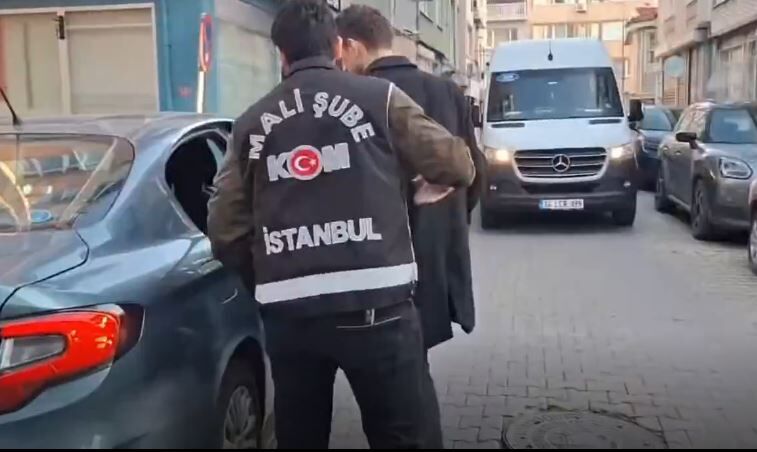 İstanbul Merkezli Yatırım Dolandırıcılığı Operasyonu Şanlıurfa'ya Uzandı (2)