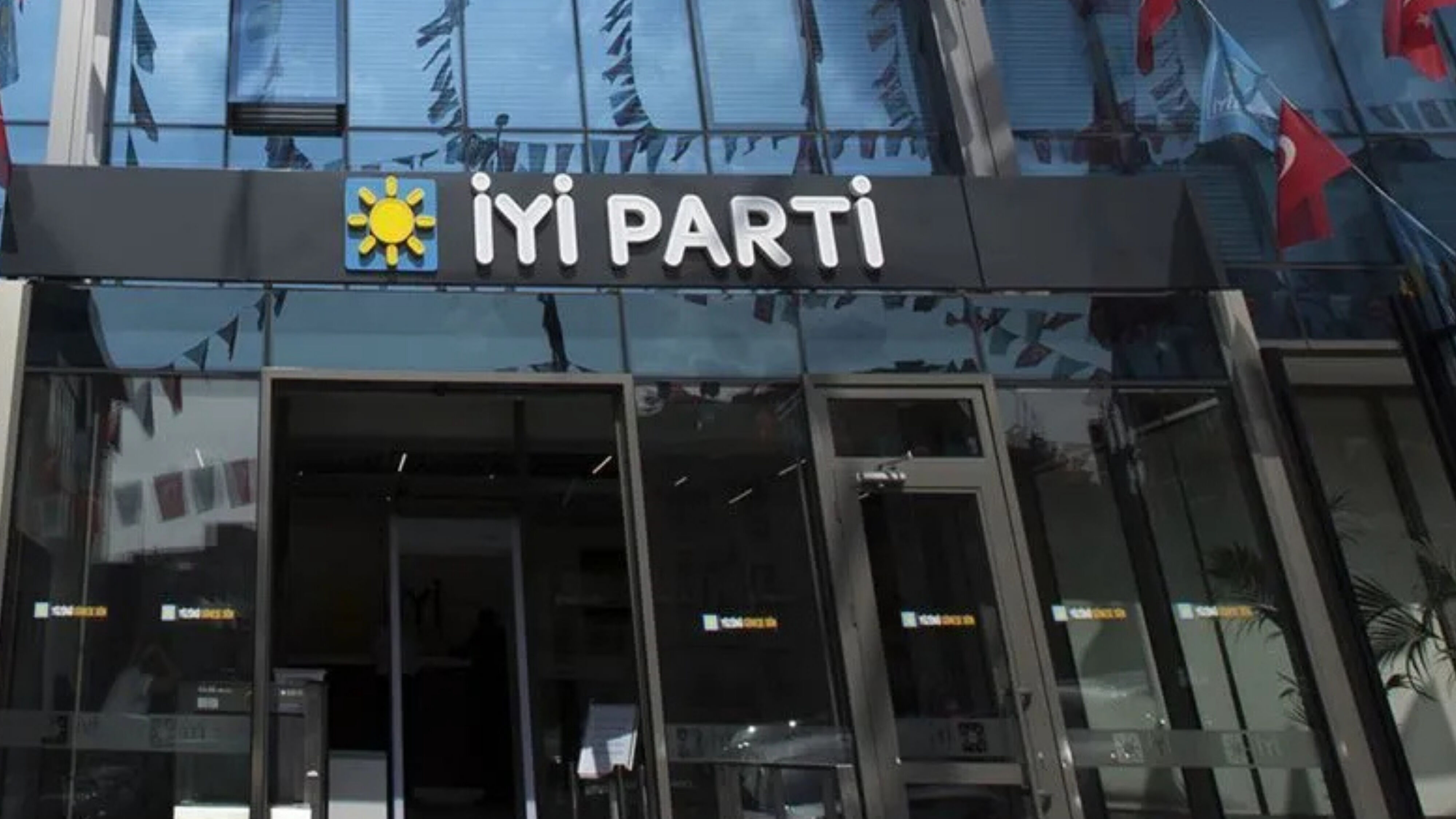 İyi̇ Parti Binası
