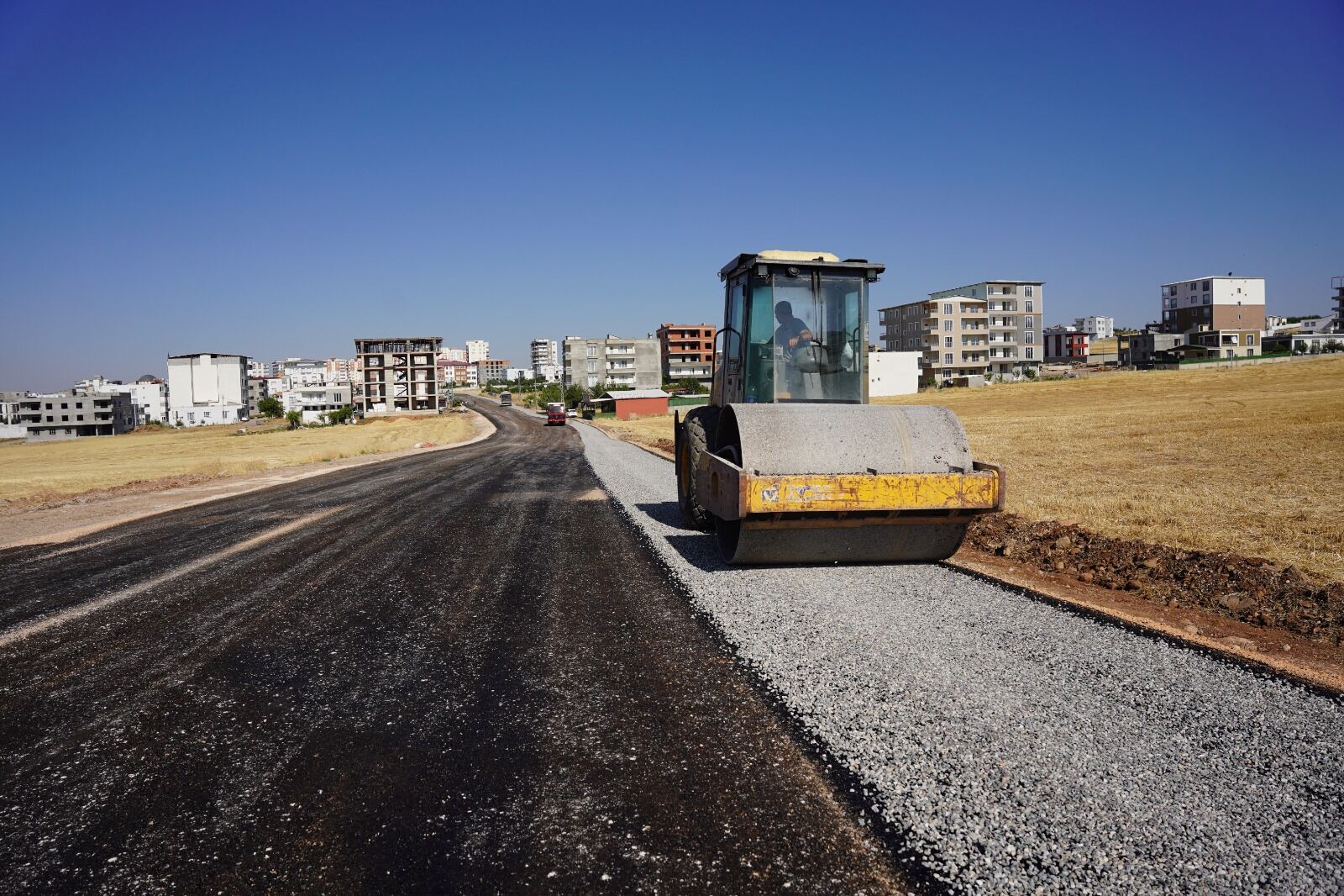 Kahta Belediyesi İlçe Genelinde Ulaşım Çalışmalarını Sürdürüyor 2