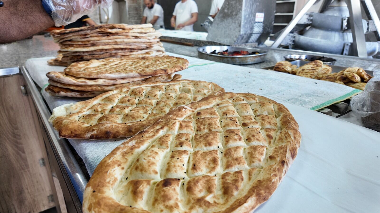 Karaköprü Beledi̇yesi̇nden Çevre Dostu Firinlara Teşekkür (2)