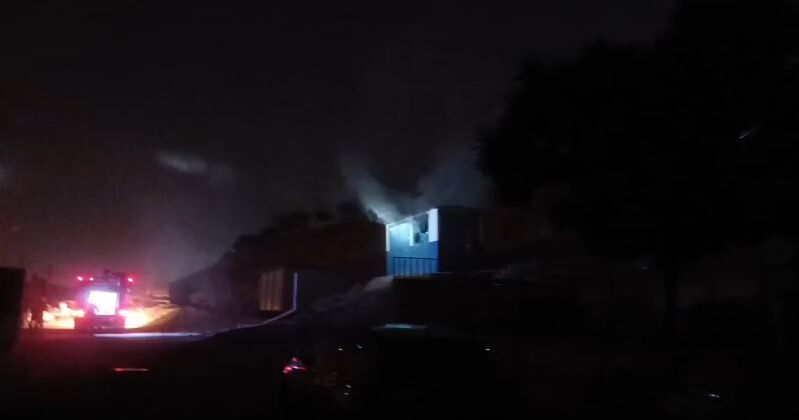 Karaköprü'de Elektrik Trafosu Bomba Gibi Patladı (2)