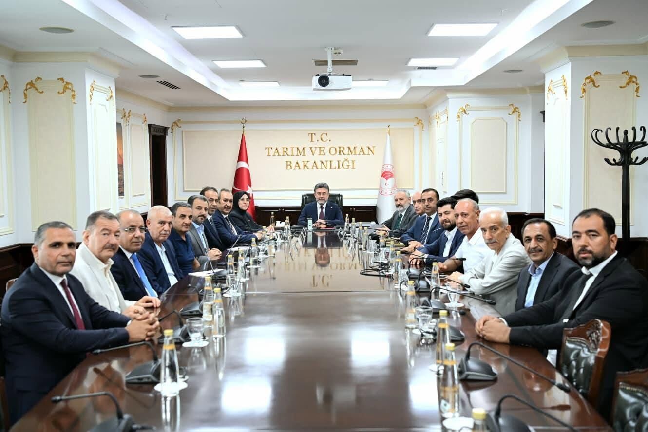 Şanlıurfa Heyeti, Bakan Yumaklı Ile Bir Araya Geldi! (2)