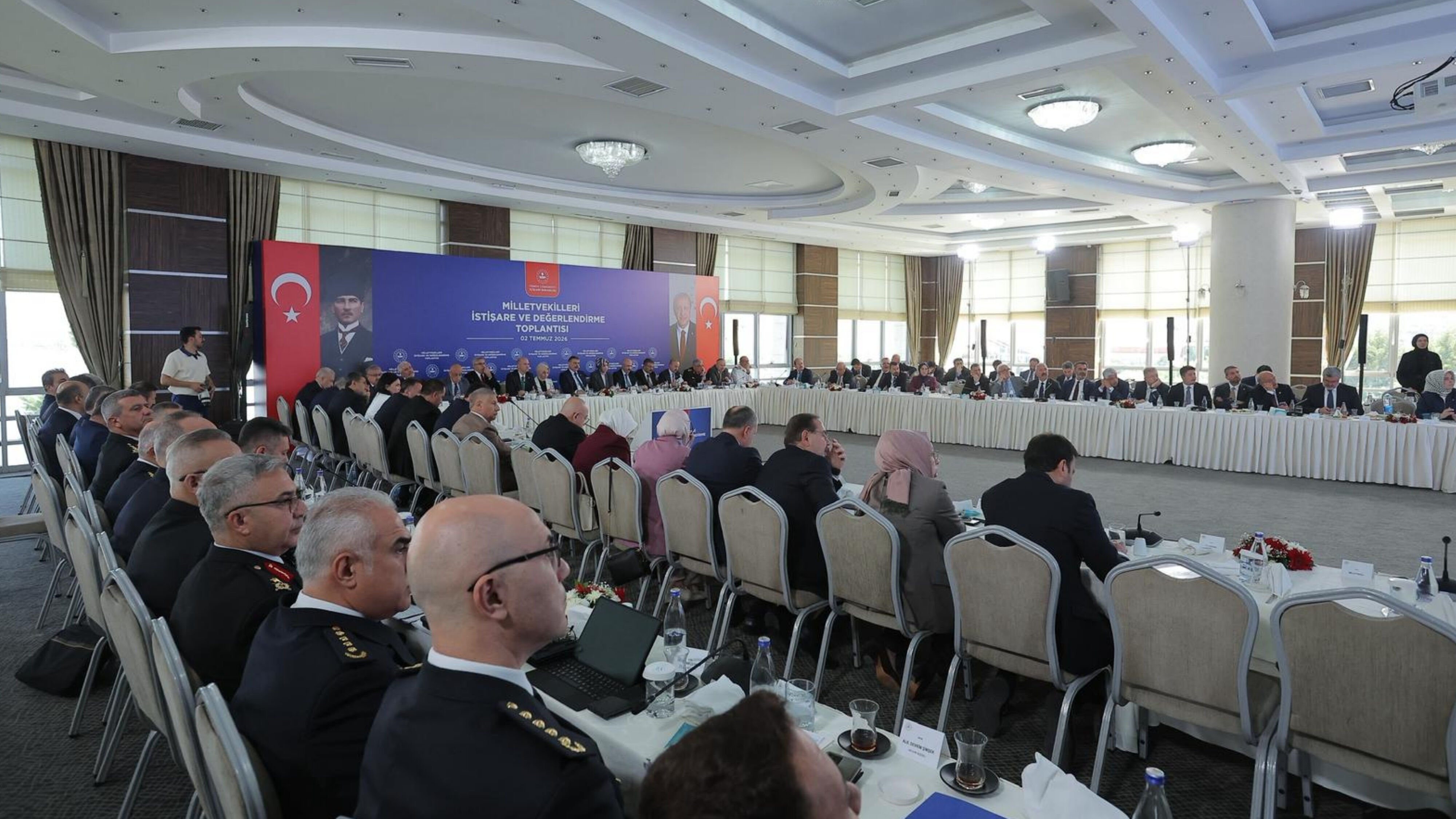 Şanlıurfa Milletvekilleri Bakan Çiftçi İle Bir Araya Geldi (2)