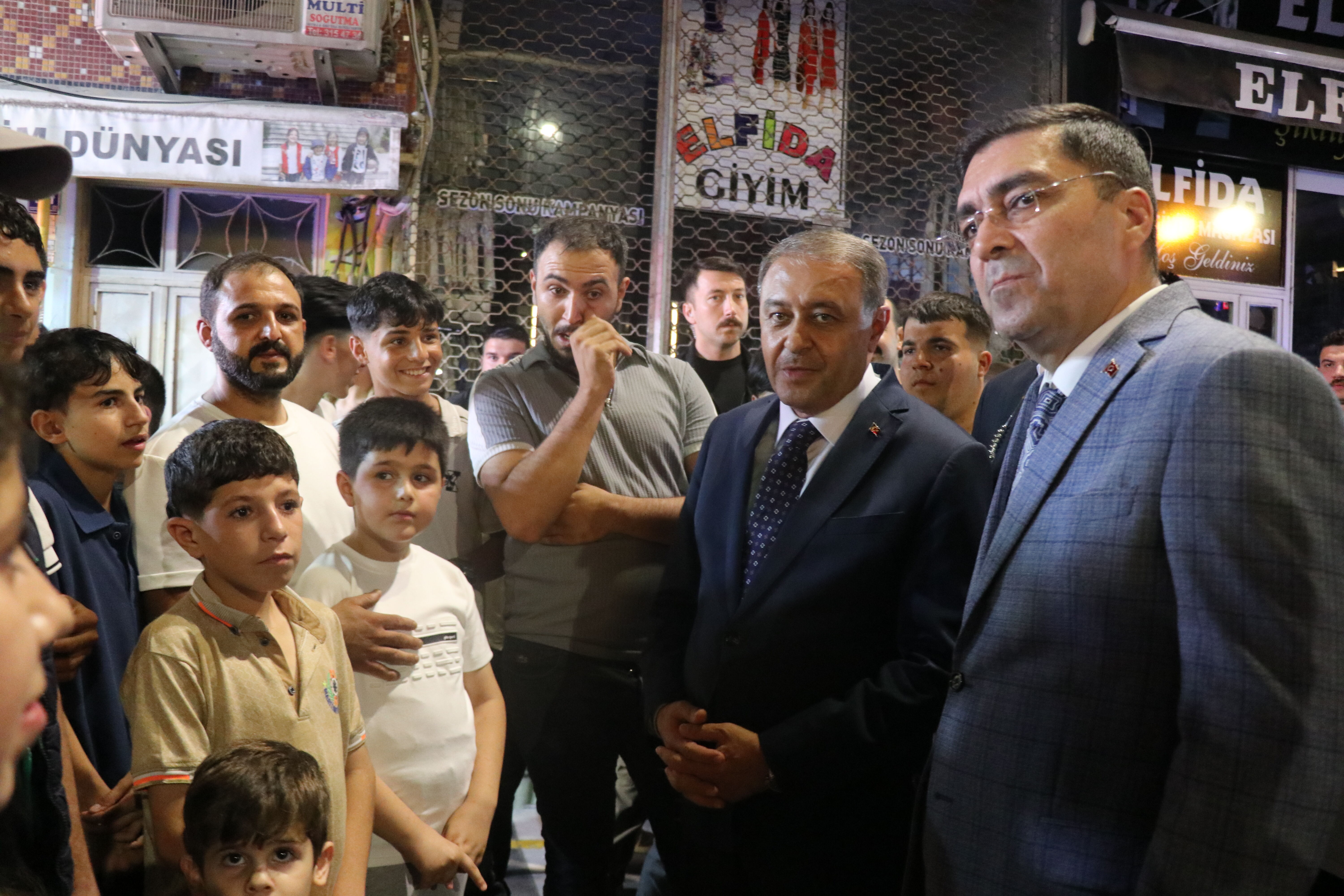 Şanlıurfa'da 14 Farklı Noktada 162 Polis Ile Huzur Uygulaması (1)