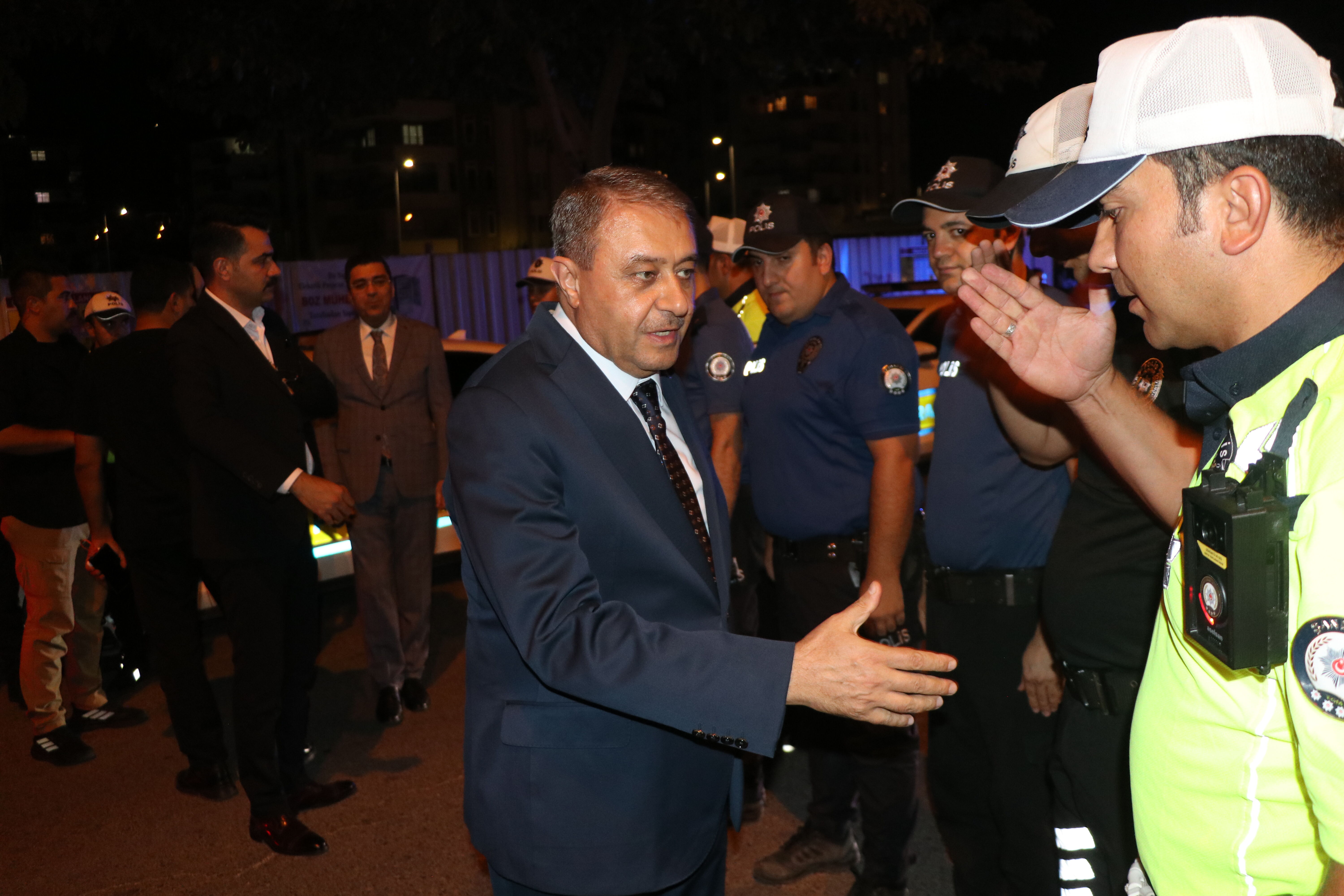Şanlıurfa'da 14 Farklı Noktada 162 Polis Ile Huzur Uygulaması (10)