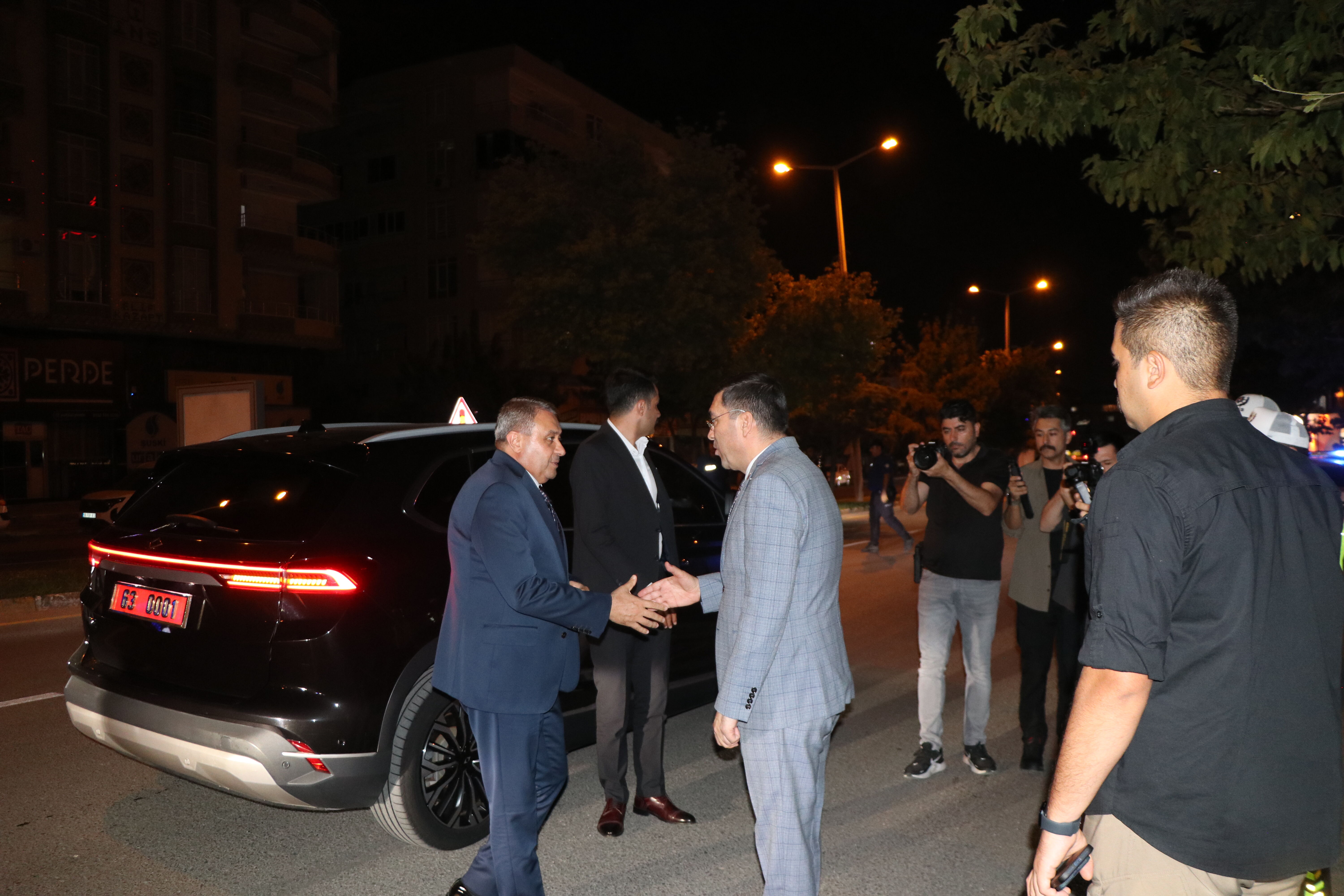 Şanlıurfa'da 14 Farklı Noktada 162 Polis Ile Huzur Uygulaması (2)