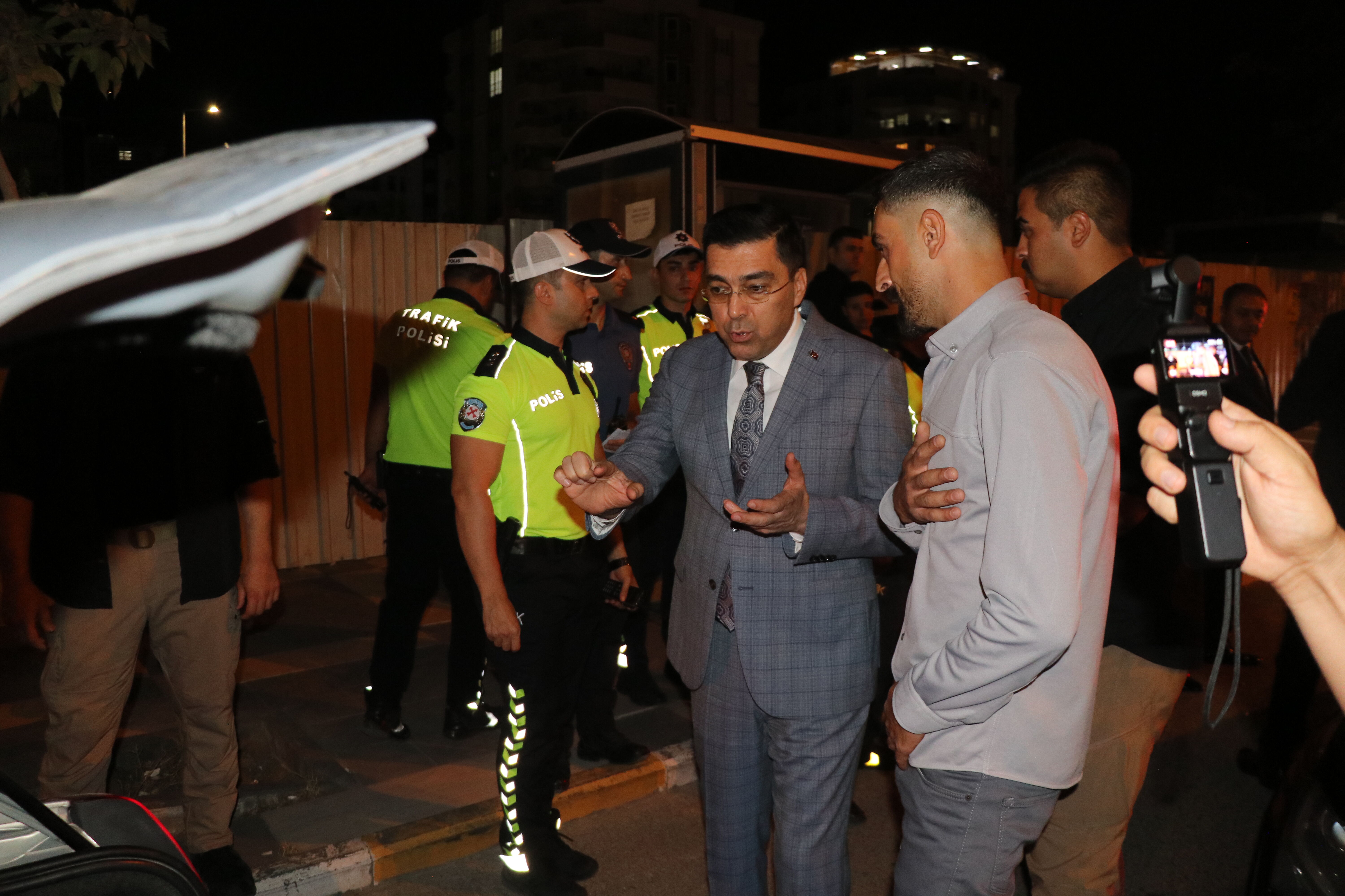 Şanlıurfa'da 14 Farklı Noktada 162 Polis Ile Huzur Uygulaması (4)