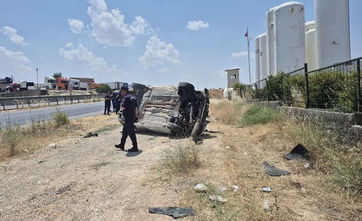 Şanlıurfa'dan Kur'an Kursuna Giden Araç Takla Att (2)