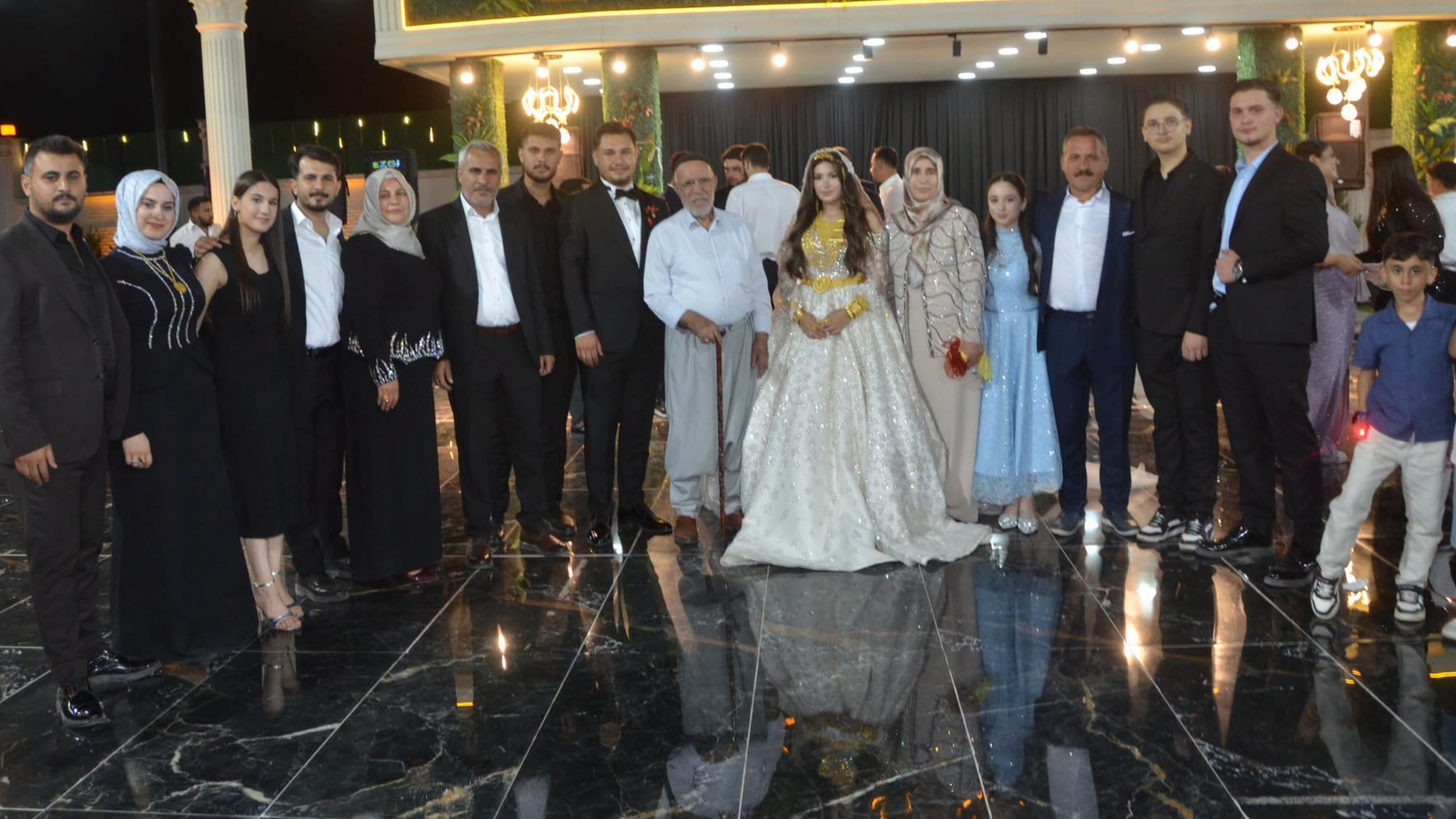 Şanlıurfalı İş Insanı Ömer Işık’ın Oğlu Yaşar Işık, Esma Arıcı İle Evlendi (3)