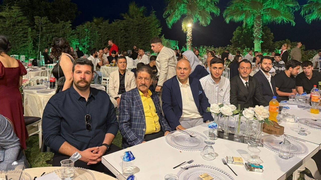 Şanlıurfalı Iş Insanı Ve Ülkücü Şehit Evladı Ömer Abacı'nın Kızı Merve Abacı Ile Ömer Abul Düğün (5)
