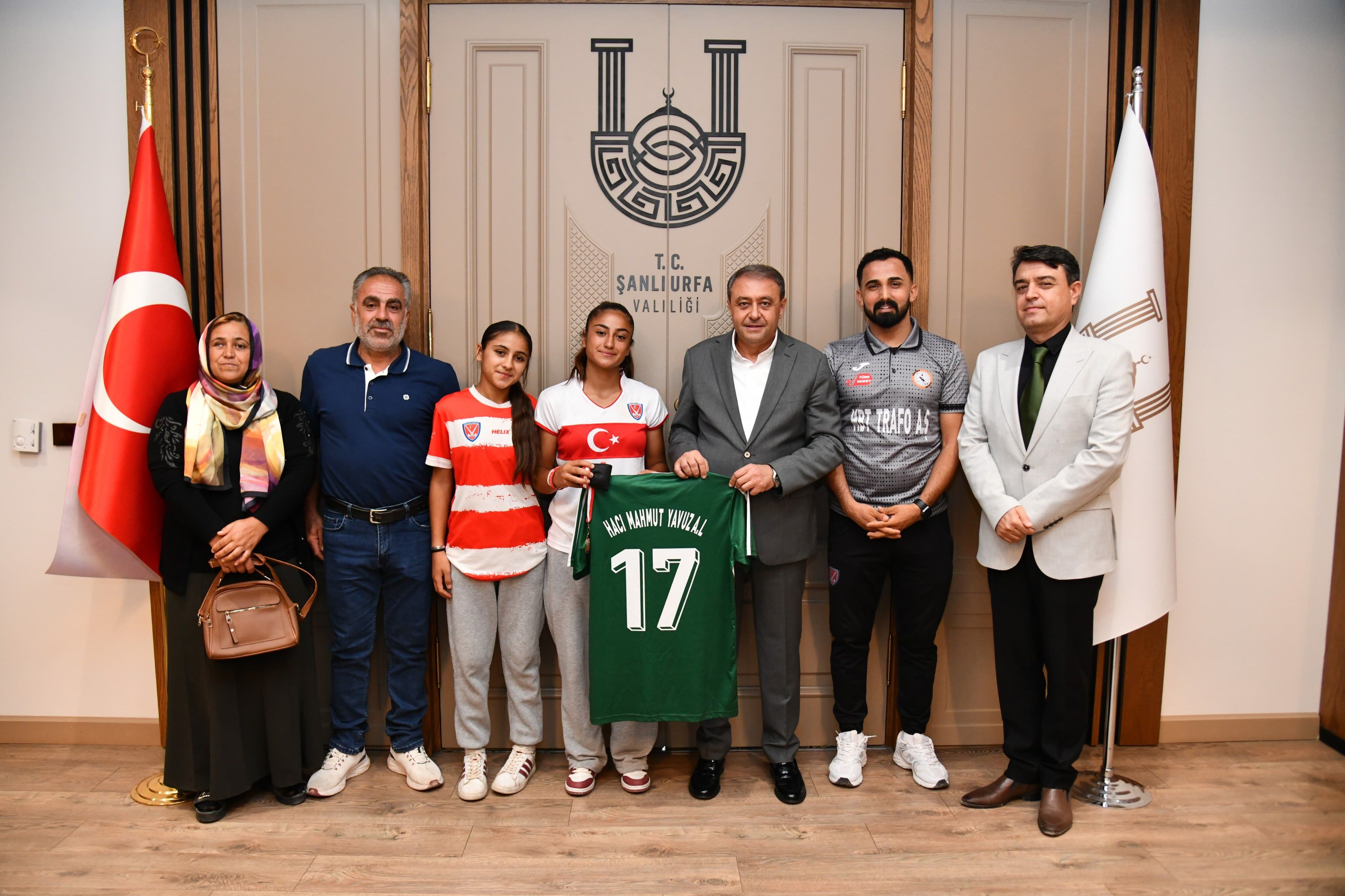 Şanlıurfalı Şehriban Sezer Avrupa'nın Gol Kraliçesi Oldu (2)