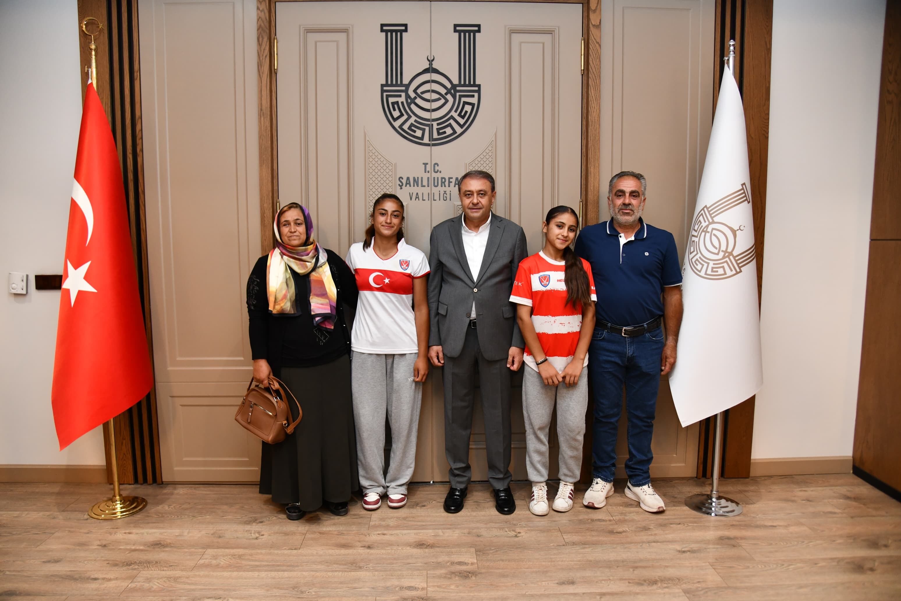 Şanlıurfalı Şehriban Sezer Avrupa'nın Gol Kraliçesi Oldu (3)