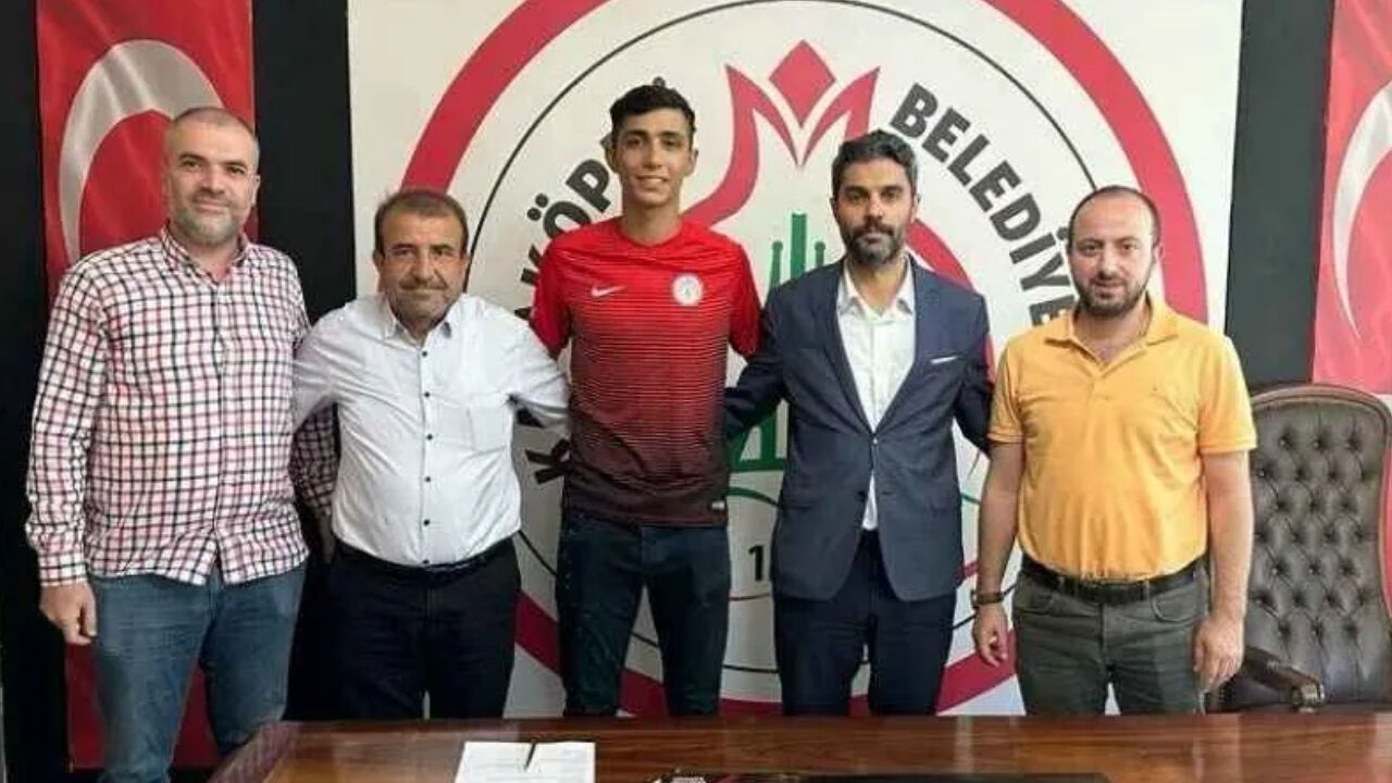 Şanlıurfalı Seyhan Karadaş Adana 01 Fk'da! (3)