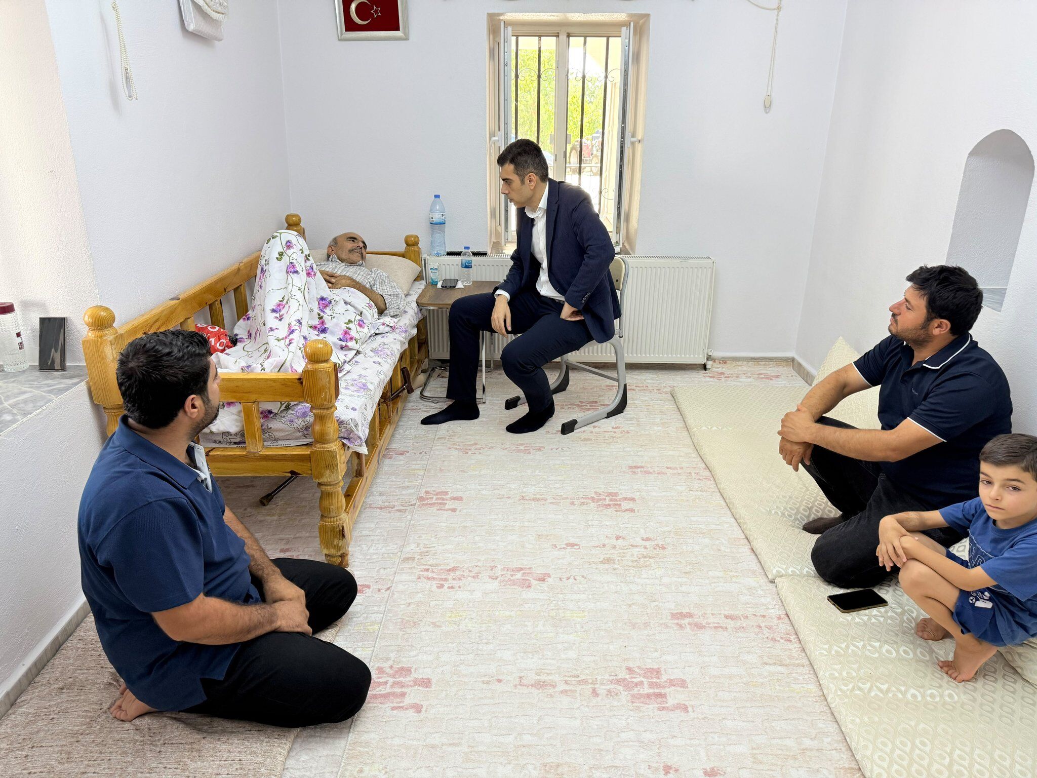 Şehit Babasını Ziyaret