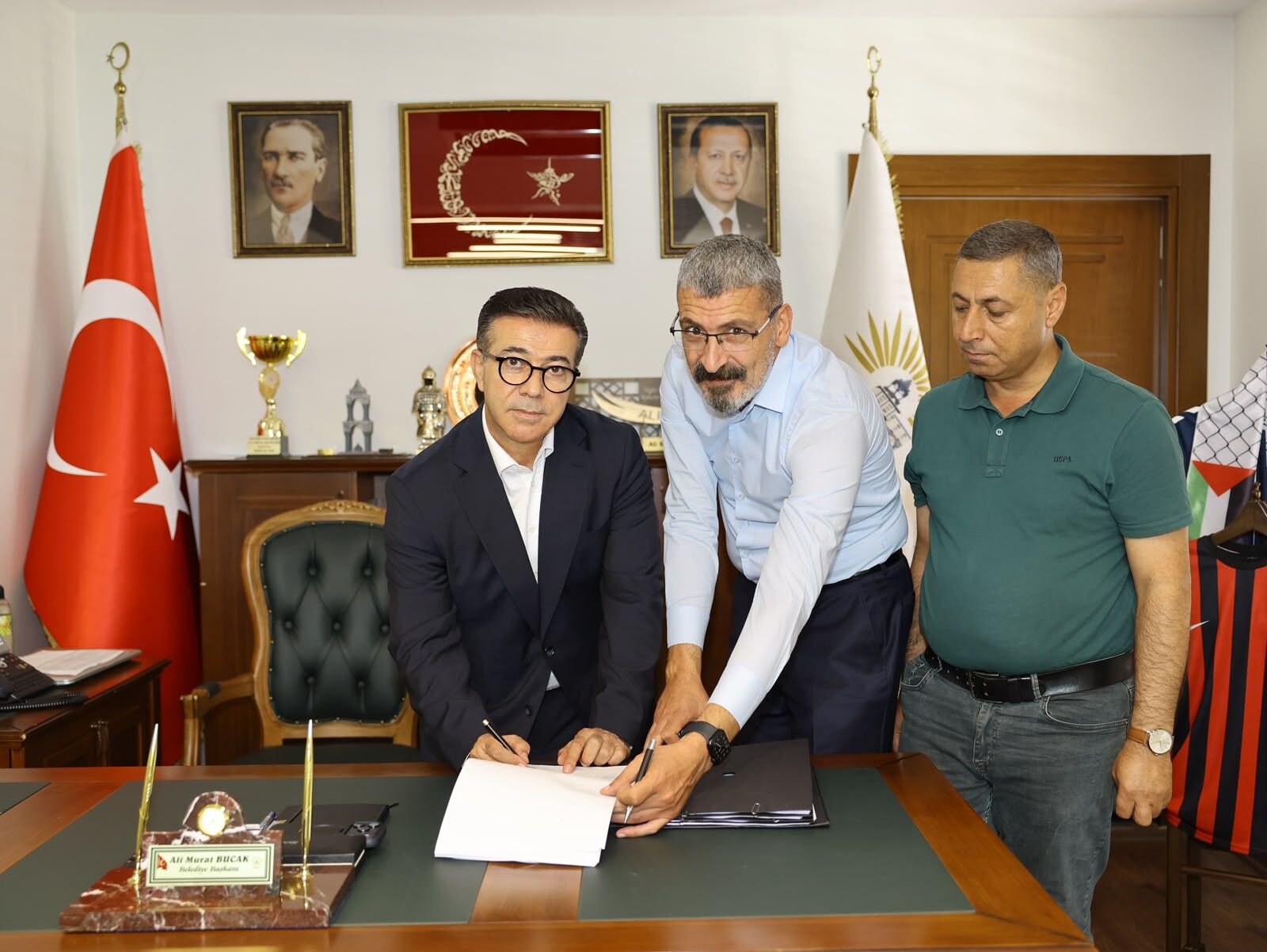 Siverek Belediyesi'nde Kadrolu İşçiler İçin Ti̇s İmzalandı 2