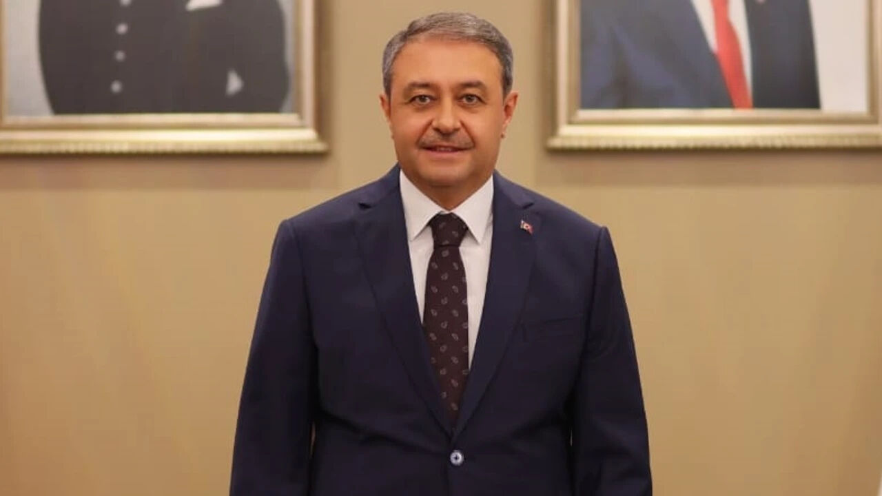 Vali Hasan Şıldak, Türkiye Birincisi Miraç Koşar’ı Tebrik Etti (2)
