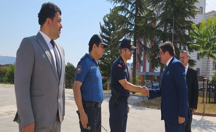 Viranşehir'in Eski Kaymakamı Önder Koç, Zile'de Göreve Başladı (3)