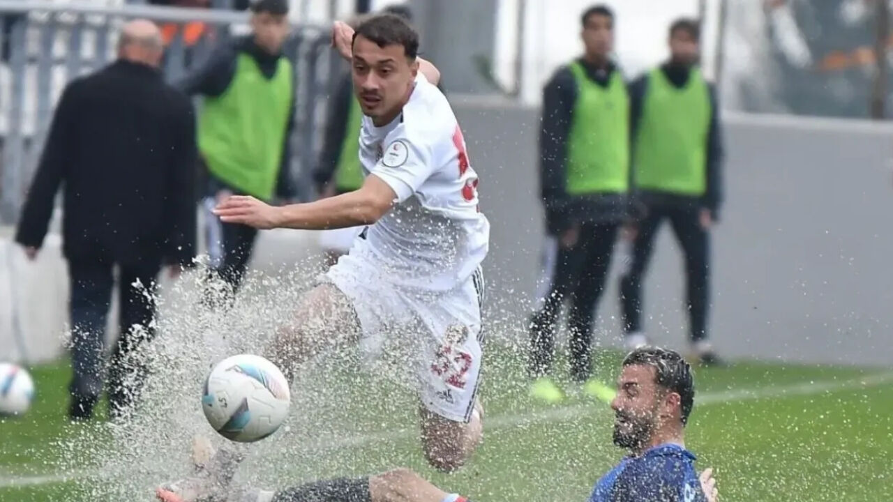 Karaköprü Belediyespor’un Eski Oyuncusu Arda Köksal Boşta Kaldı! (3)