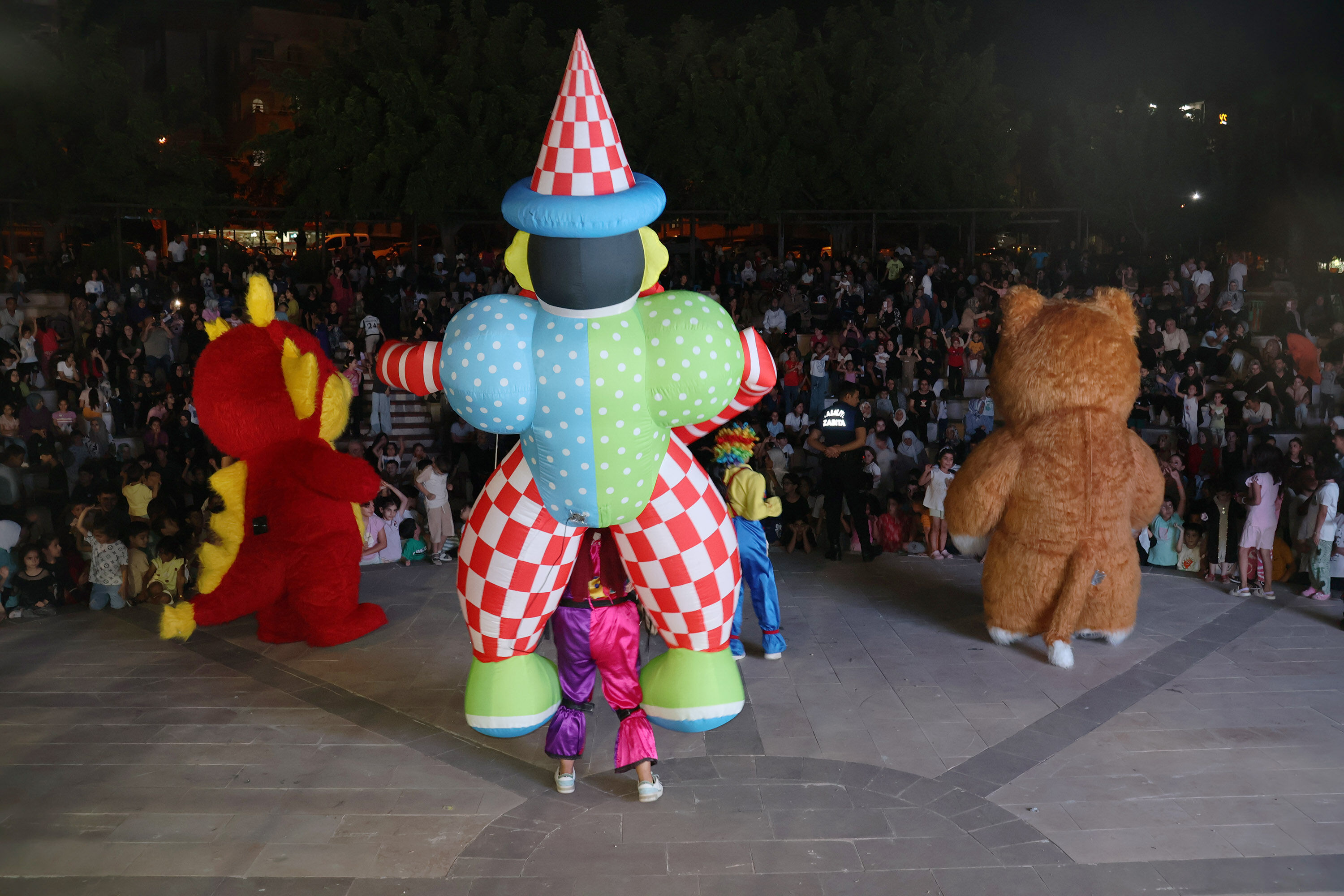 Hali̇li̇ye’de Yaz Etki̇nli̇kleri̇ne Yoğun İlgi̇ (5)